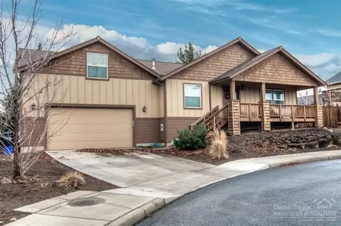 20889 Crested Ct, Bend, OR 97701 photo 1