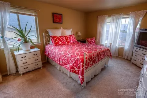 21159 SE Clairaway Ave, Bend, OR 97702 photo 22