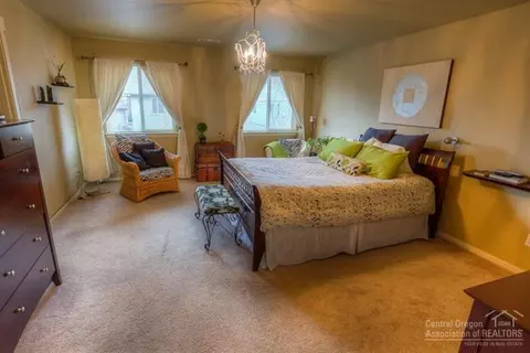 21159 SE Clairaway Ave, Bend, OR 97702 photo 16