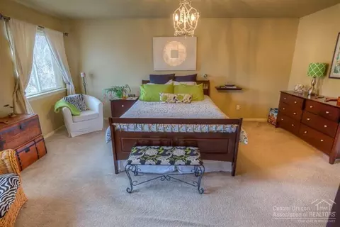 21159 SE Clairaway Ave, Bend, OR 97702 photo 17