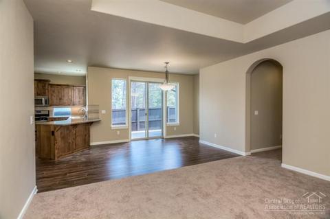 60395 SE Hedgewood Ln, Bend, OR 97702 photo 12