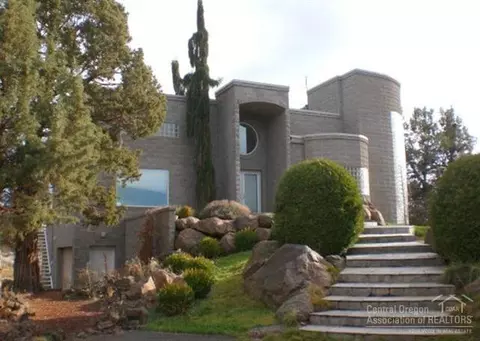63465 Hamehook Rd, Bend, OR 97701 photo 1