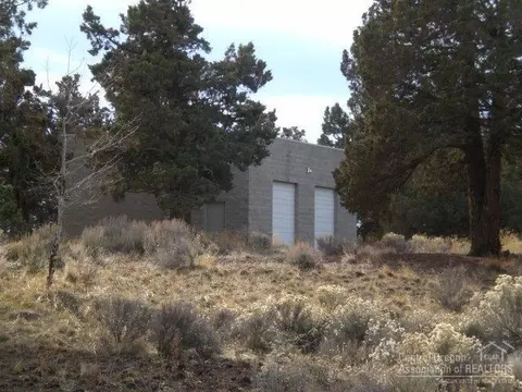 63465 Hamehook Rd, Bend, OR 97701 photo 4