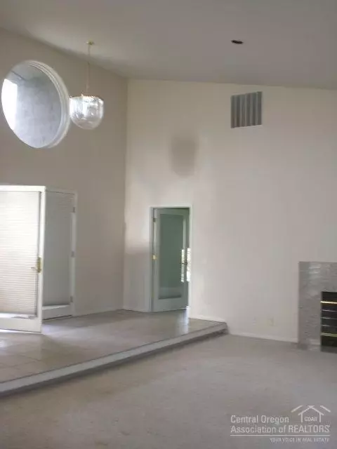 63465 Hamehook Rd, Bend, OR 97701 photo 7