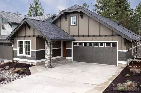 61065 SE Ruby Peak Ln, Bend, OR 97702 photo 2
