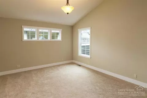 61065 SE Ruby Peak Ln, Bend, OR 97702 photo 10