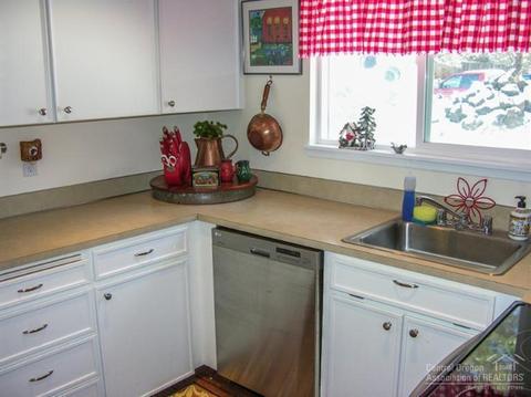2707 NE Ocker Dr, Bend, OR 97701 photo 8