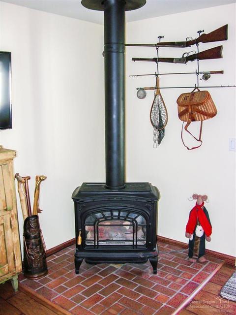 2707 NE Ocker Dr, Bend, OR 97701 photo 5