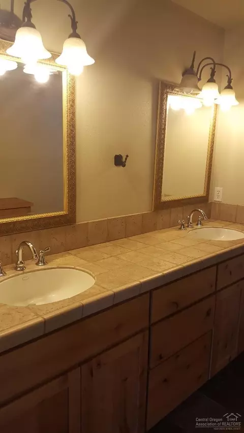 18190 4th Ave, Bend, OR 97701 photo 10