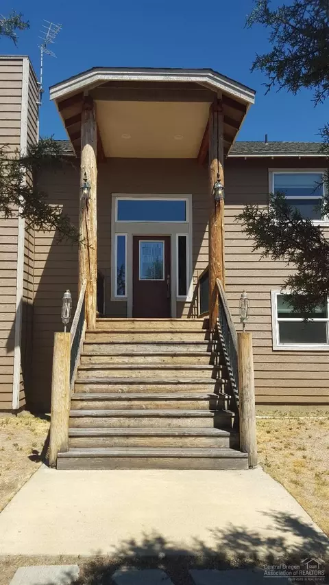 18190 4th Ave, Bend, OR 97701 photo 2