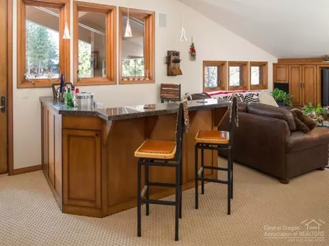 61716 Tam Mcarthur Loop, Bend, OR 97702 photo 19