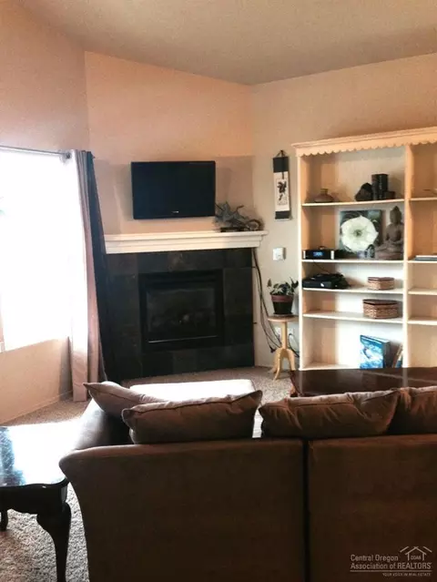 674 NE Mason Rd, Bend, OR 97701 photo 8