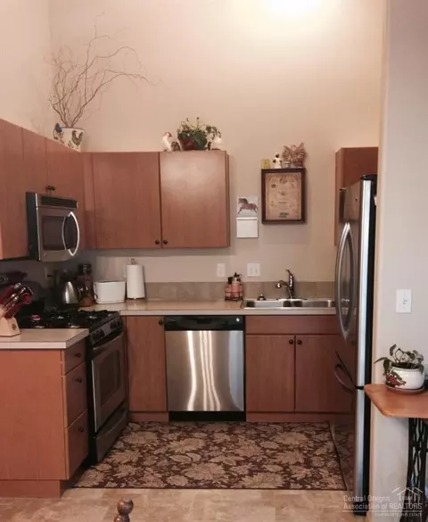 674 NE Mason Rd, Bend, OR 97701 photo 4
