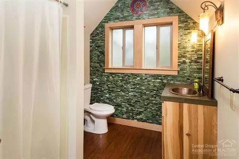 63330 Pine Knoll Cir, Bend, OR 97701 photo 21