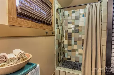 303 NW Riverfront St, Bend, OR 97701 photo 14