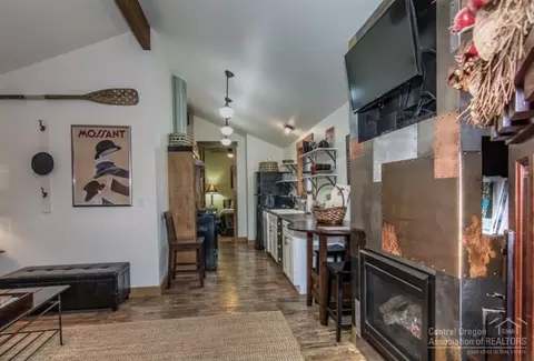 303 NW Riverfront St, Bend, OR 97701 photo 9