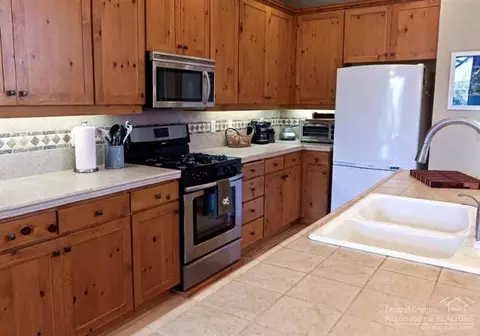 19530 Sugar Mill Loop, Bend, OR 97702 photo 10