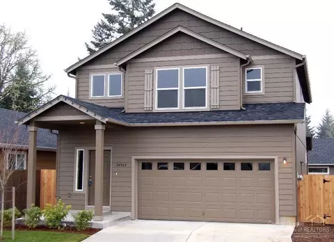 21100 Azalia Ave, Bend, OR 97702 photo 2