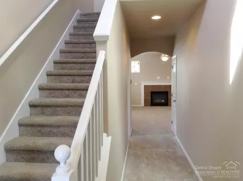 21100 Azalia Ave, Bend, OR 97702 photo 5