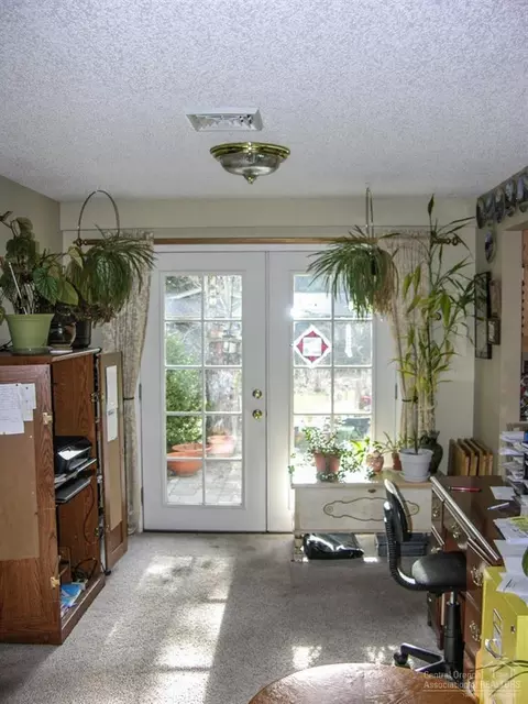 61283 Killowan Dr, Bend, OR 97702 photo 4