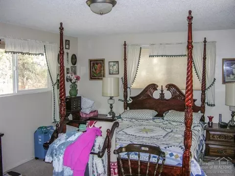 61283 Killowan Dr, Bend, OR 97702 photo 7