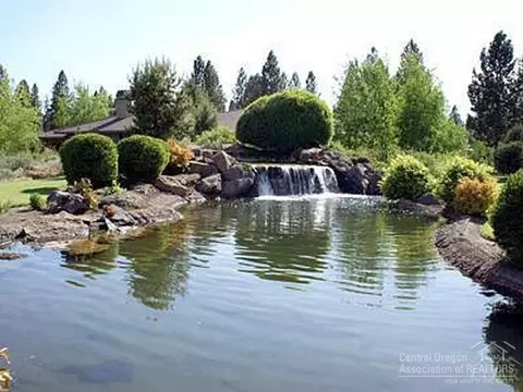 61625 Tam Mcarthur Loop, Bend, OR 97702 photo 5