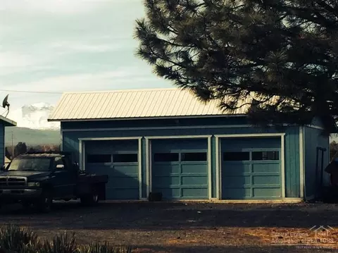 66867 Central St, Bend, OR 97701 photo 3