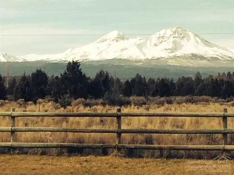66867 Central St, Bend, OR 97701 photo 1