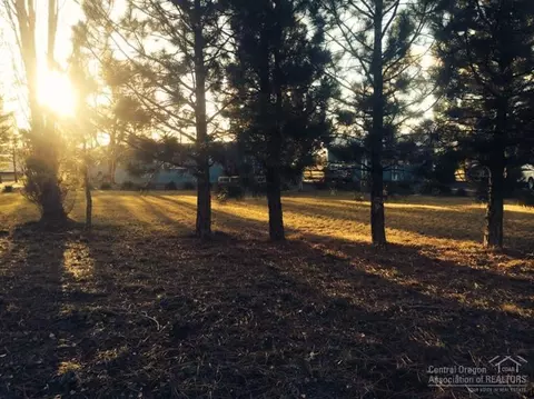 66867 Central St, Bend, OR 97701 photo 16
