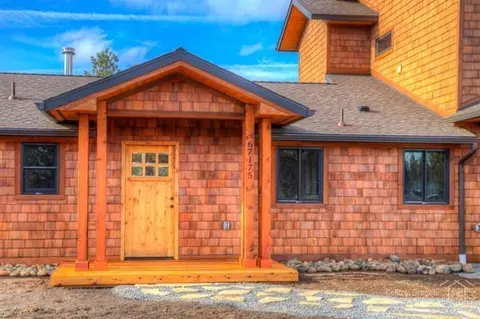 67175 Harrington Loop Rd, Bend, OR 97701 photo 3