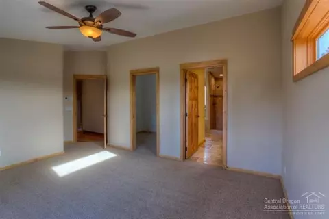 67175 Harrington Loop Rd, Bend, OR 97701 photo 13