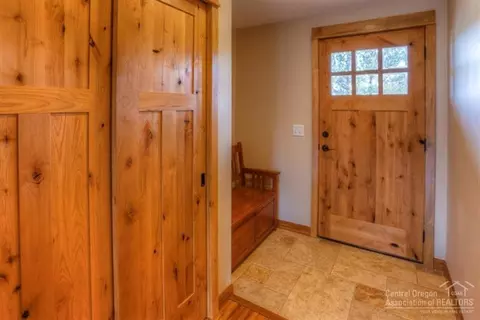 67175 Harrington Loop Rd, Bend, OR 97701 photo 7