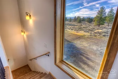67175 Harrington Loop Rd, Bend, OR 97701 photo 18