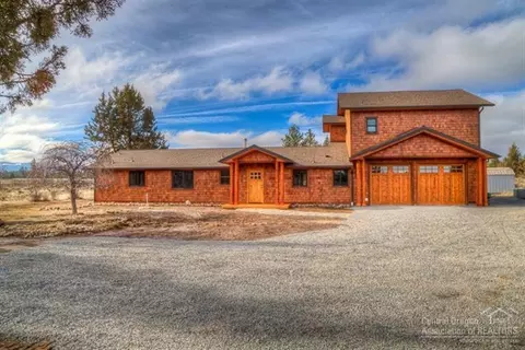 67175 Harrington Loop Rd, Bend, OR 97701 photo 2
