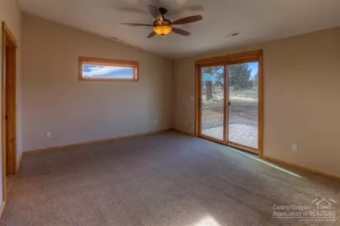 67175 Harrington Loop Rd, Bend, OR 97701 photo 12