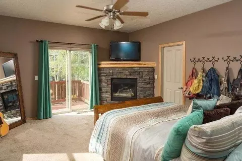 20570 Prospector Loop, Bend, OR 97702 photo 11