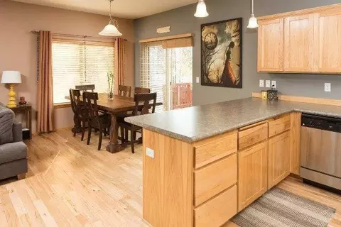 20570 Prospector Loop, Bend, OR 97702 photo 9
