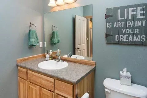 20570 Prospector Loop, Bend, OR 97702 photo 13