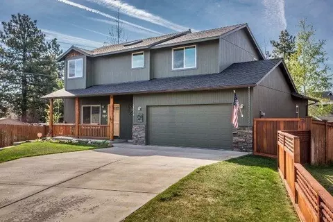 20570 Prospector Loop, Bend, OR 97702 photo 1
