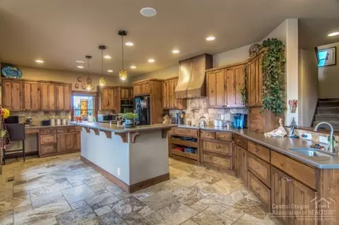 60925 Ward Rd, Bend, OR 97702 photo 10