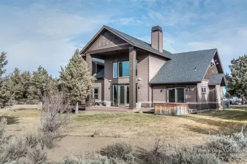 60925 Ward Rd, Bend, OR 97702 photo 3