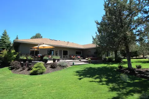 735 Nutcracker Dr, Redmond, OR 97756 photo 25