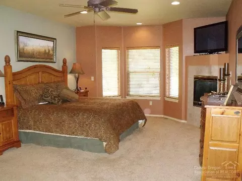 735 Nutcracker Dr, Redmond, OR 97756 photo 19