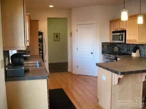 20422 Murphy Rd, Bend, OR 97702 photo 3