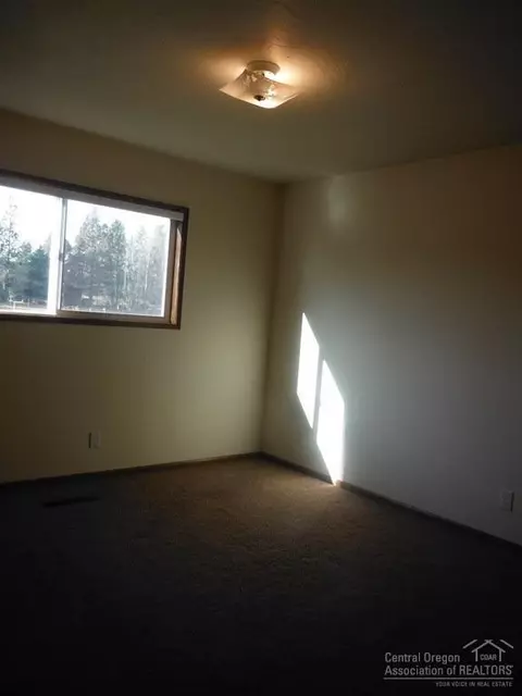 62466 Eagle Rd, Bend, OR 97701 photo 13