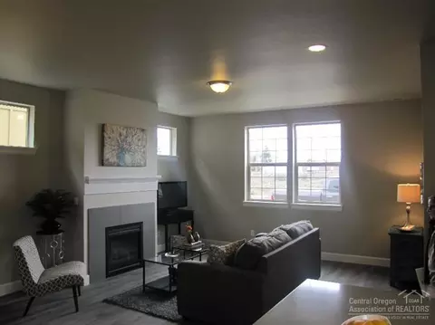 20520 Gloucester Ln, Bend, OR 97701 photo 14