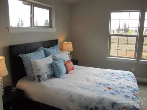 20520 Gloucester Ln, Bend, OR 97701 photo 23