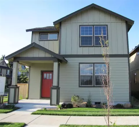 20520 Gloucester Ln, Bend, OR 97701 photo 1