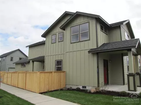20520 Gloucester Ln, Bend, OR 97701 photo 7