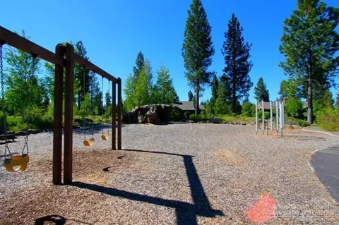 56832 Dancing Rock Loop, Bend, OR 97707 photo 17